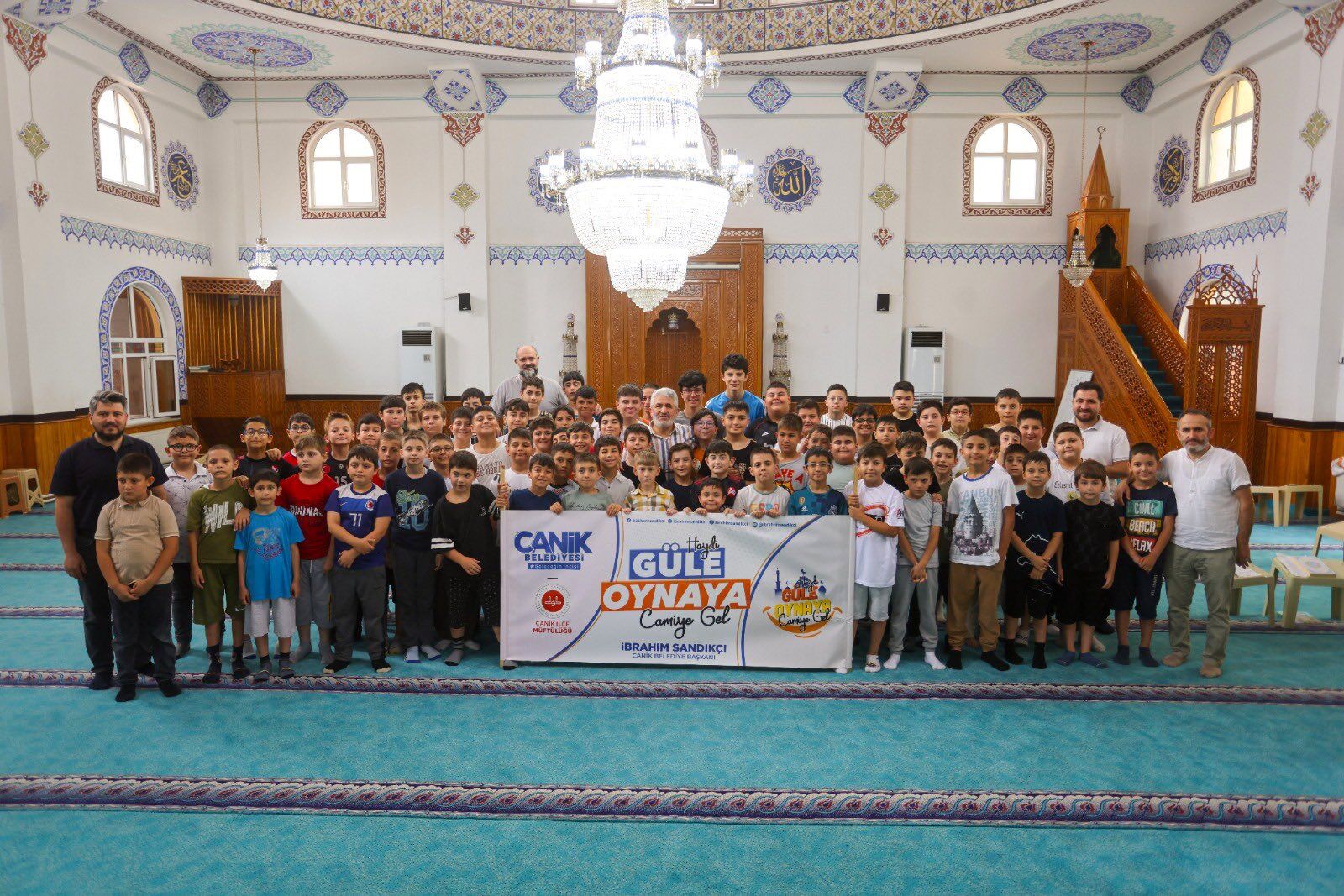 Canik'te yüzleri güldüren proje! Çocuklar camilerde buluştu