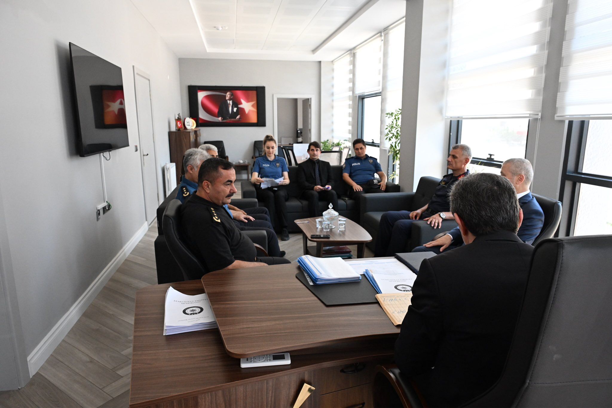 Samsun Valisi Orhan Tavlı, Atakum İlçe Emniyet Müdürlüğü'nü ziyaret etti