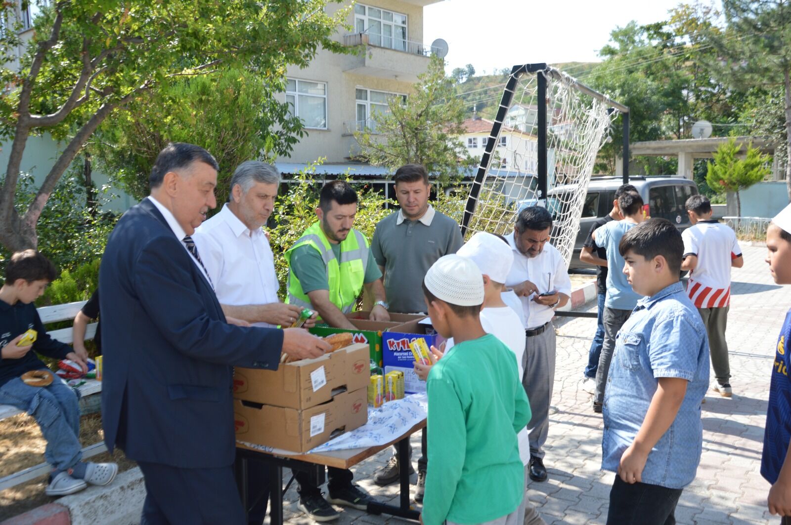 Samsun Haber. Havza Belediye başkanı Murat İkiz, yaz Kur'an kurslarını ziyaret etti