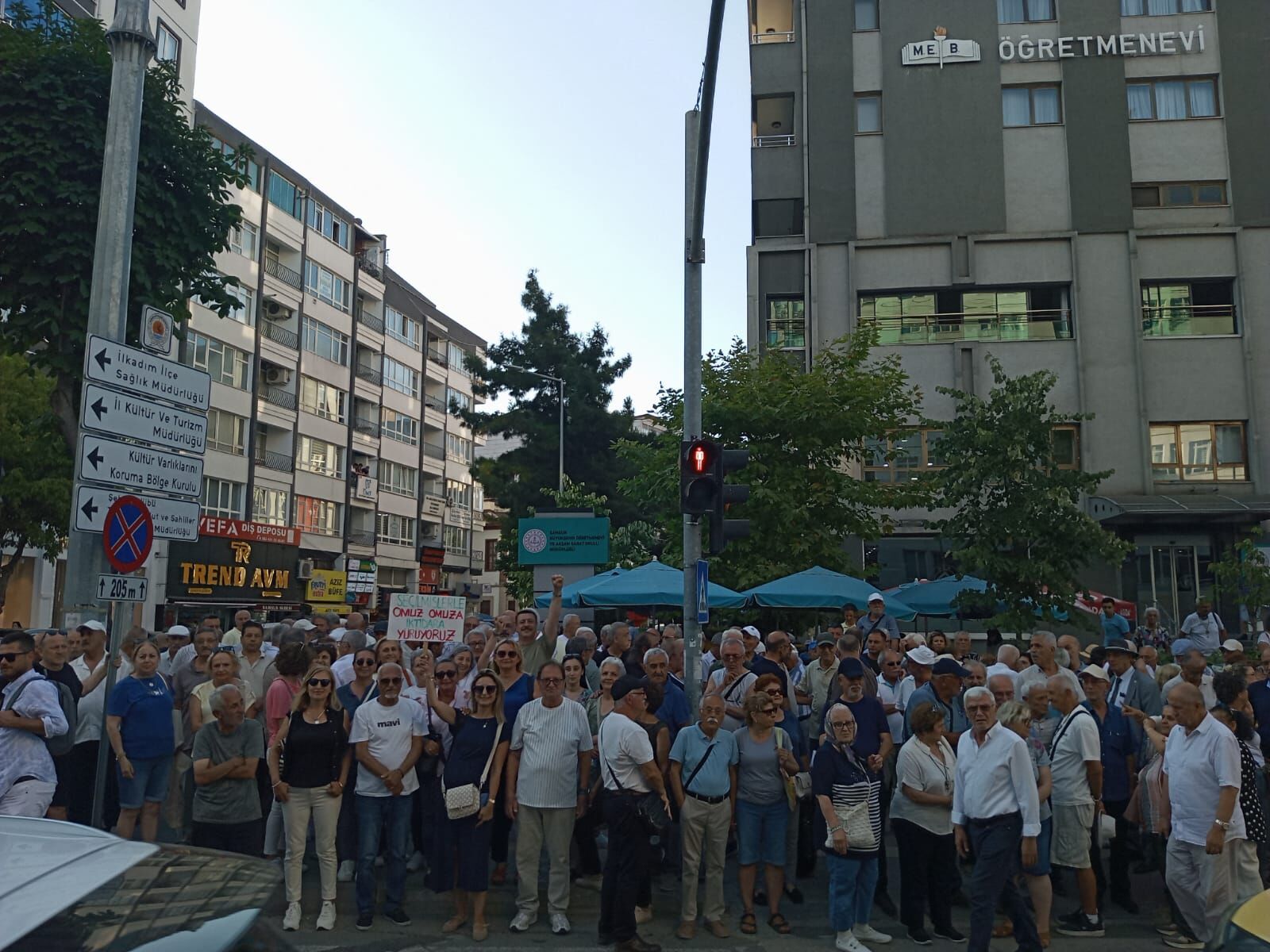 Samsun Haber. İlkadım ve Büyükşehir'den yaş almış bireylere ortak destek