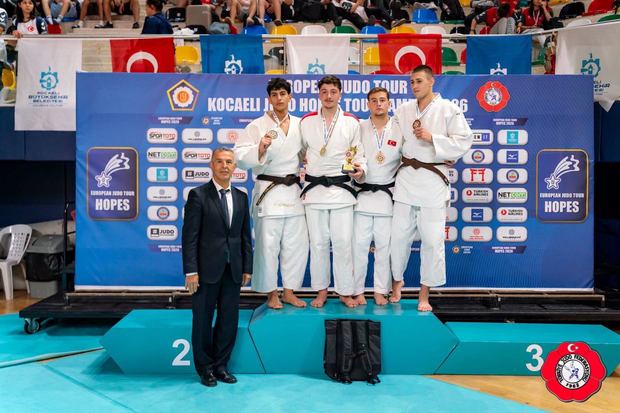Samsunlu Judoculardan Avrupa'da çifte gurur