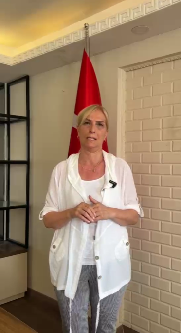 Nazan Guneysu 20726 2