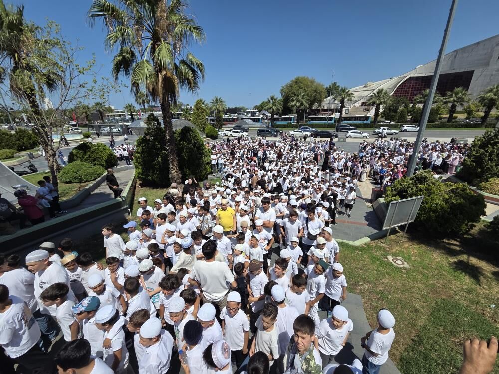 Samsun Haber. Samsun'da 2 bin öğrenci Büyük Cami'de buluştu