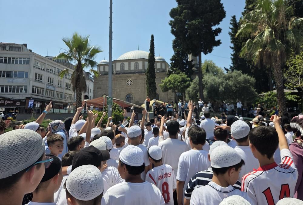 Samsun Haber. Samsun'da 2 bin öğrenci Büyük Cami'de buluştu