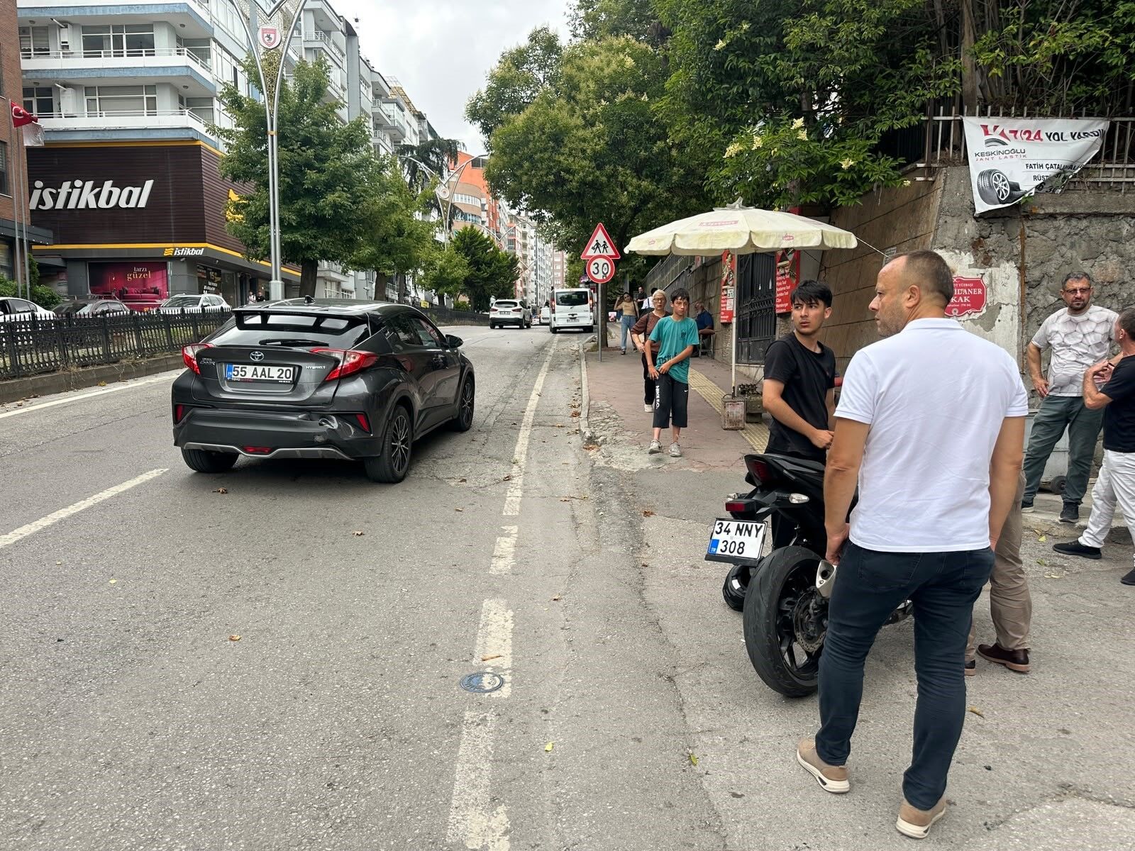 SAMSUN HABER: Samsun'da 19 Mayıs Bulvarı'nda kaza!