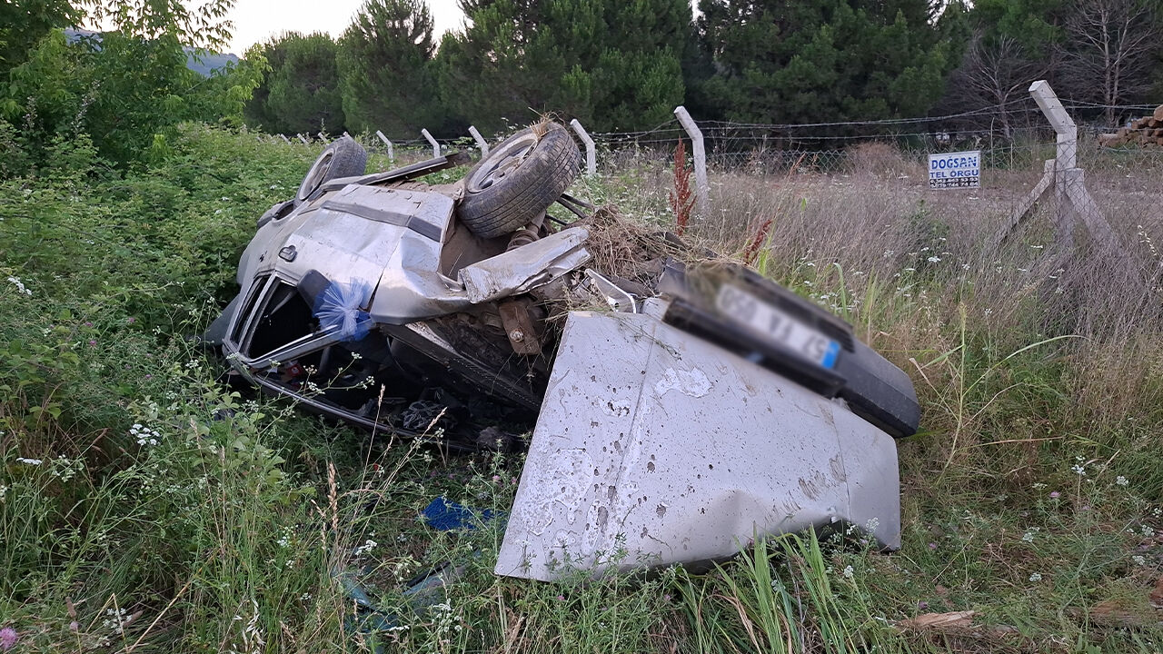 Samsun'da feci kaza! Otomobil şarampole devrildi: 3 yaralı