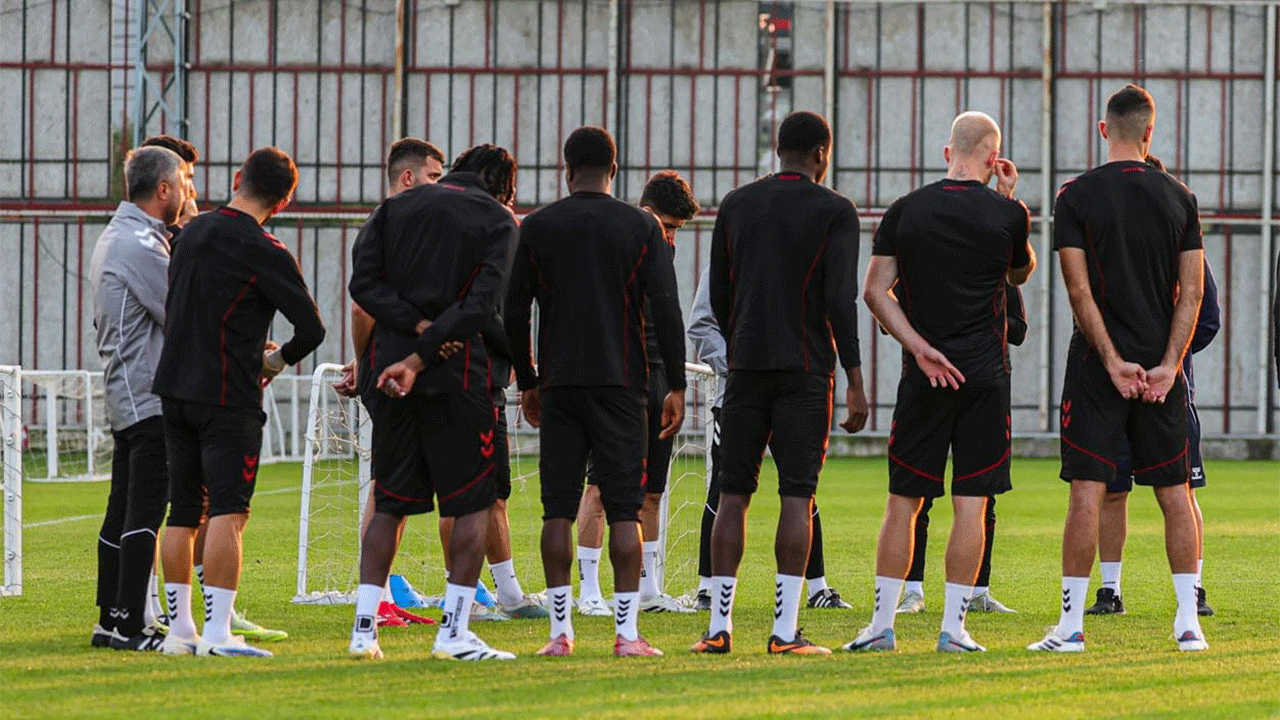 Samsunspor'da yeni sezon mesaisi başlıyor