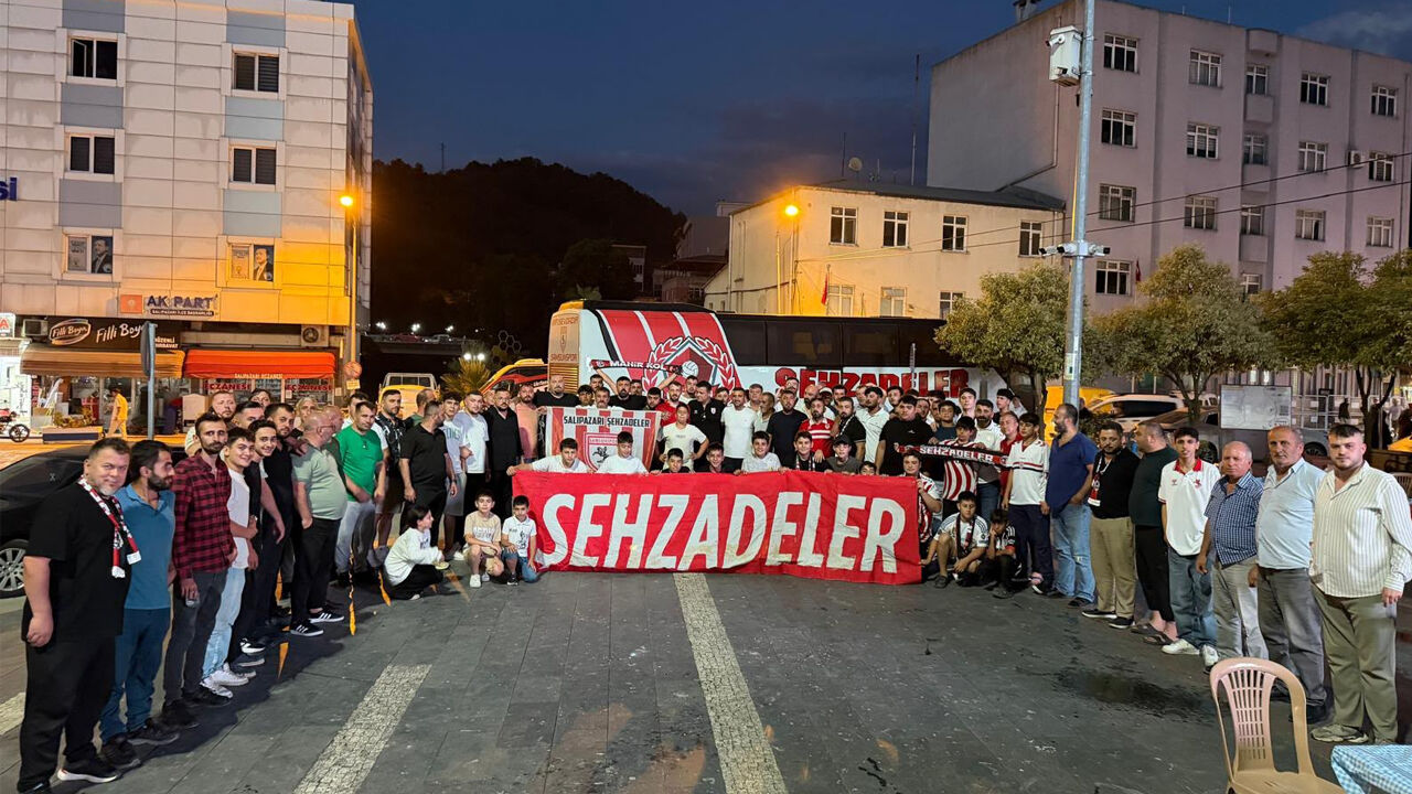 Samsun Haber. Şehzadeler ailesi Salıpazarı'nda kenetlendi