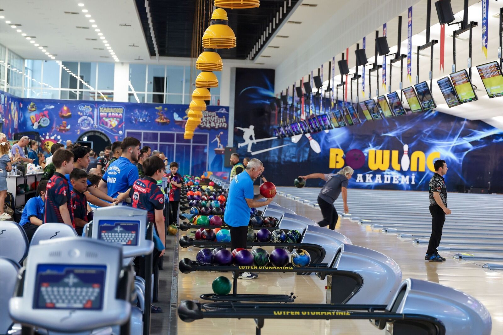 Samsun'da bowling heyecanı yaşandı!