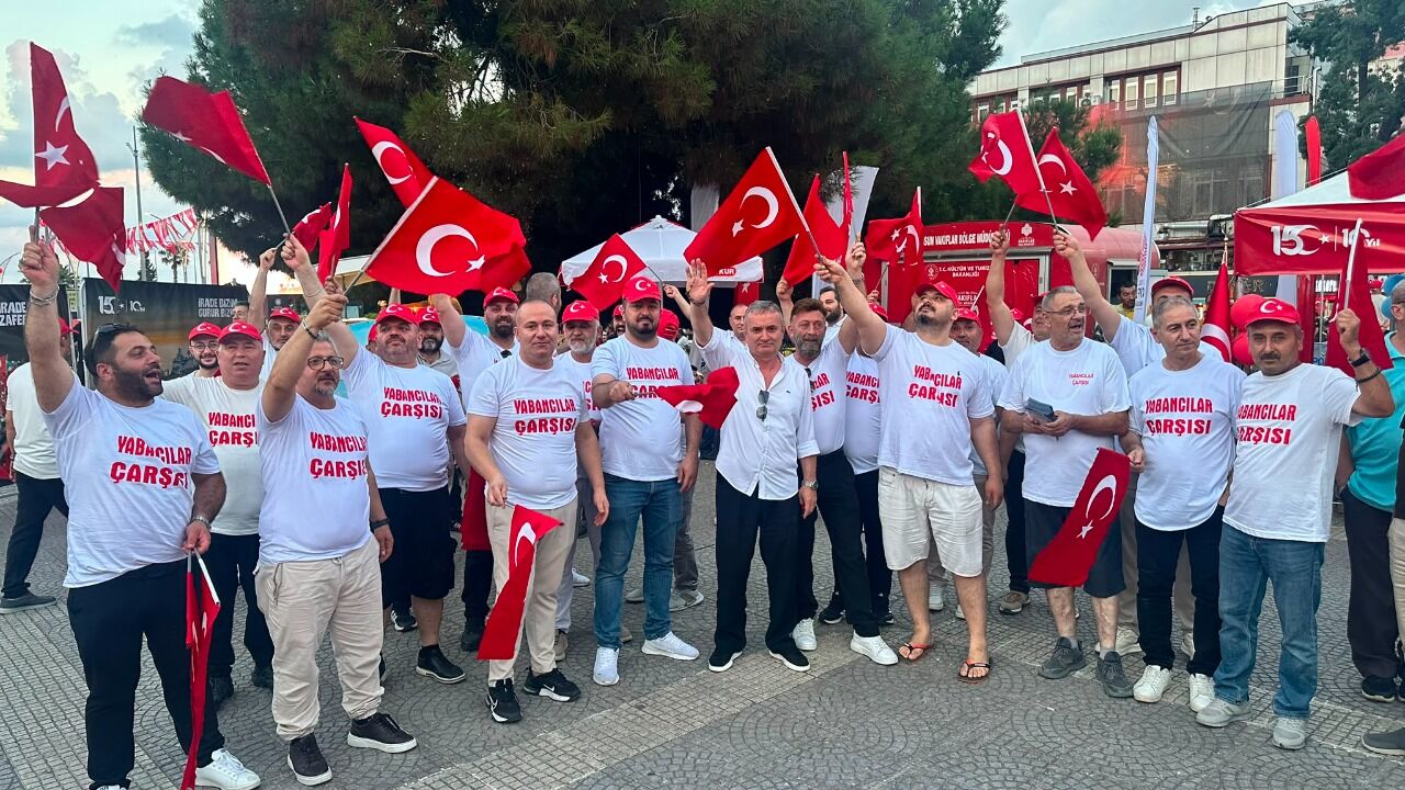Samsun Yabancılar Çarşısı esnafından 15 Temmuz'da örnek dayanışma