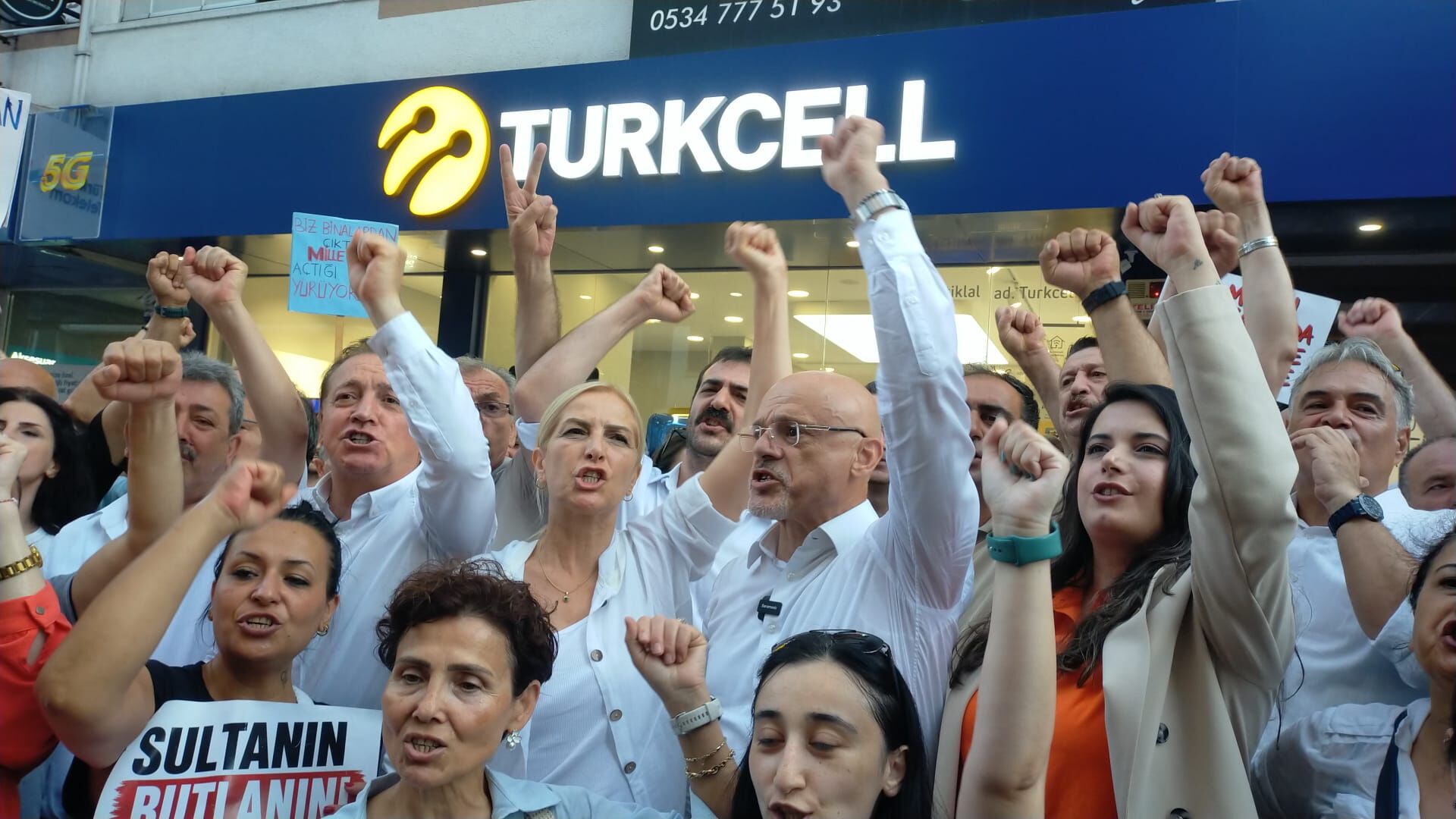 samsun haber Samsun'da Özgür Özel İletişim Ofisi açıldı! "Yeni bir yürüyüşü başlatıyoruz"