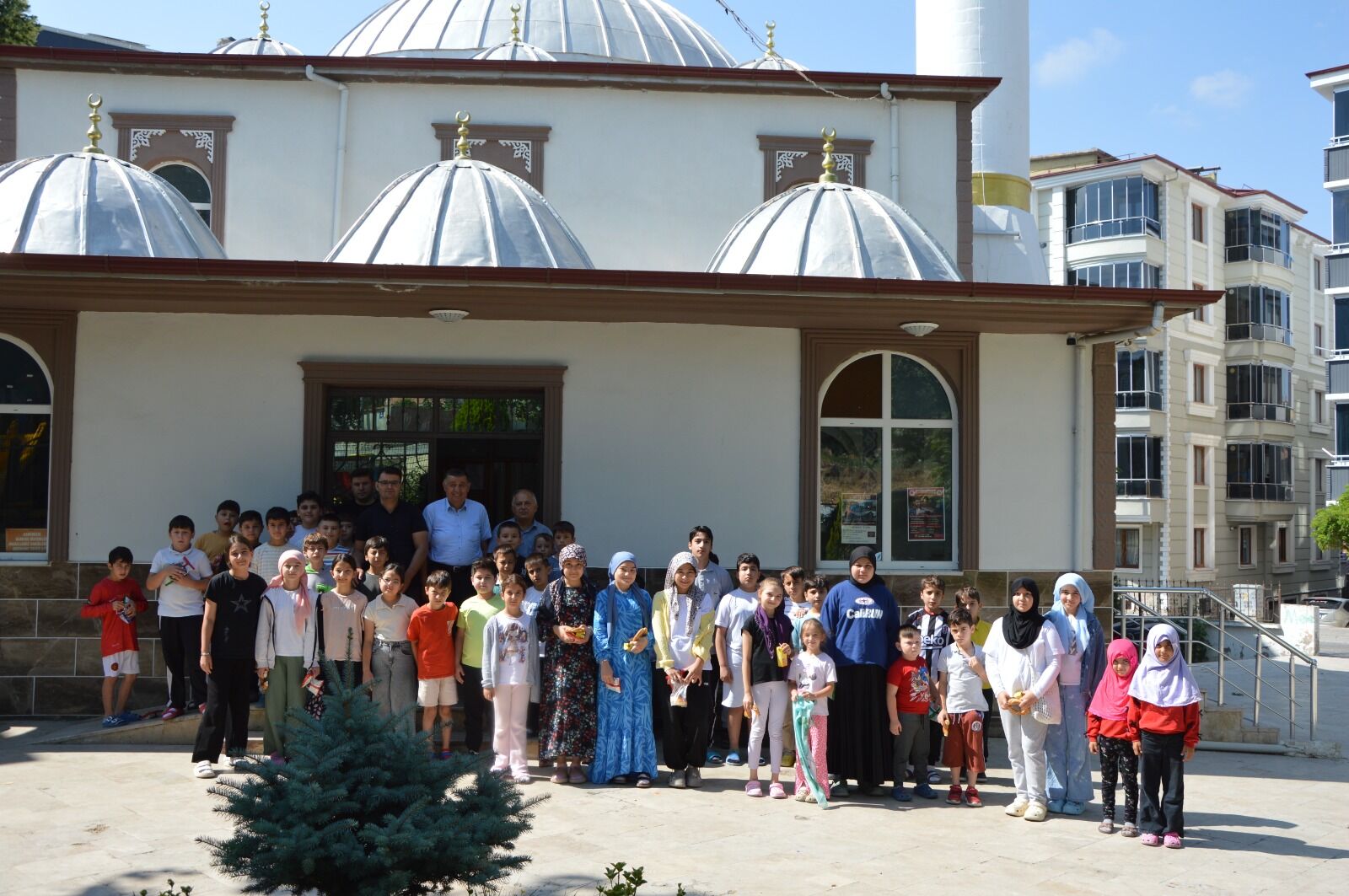 samsun haber. Başkan İkiz'den yaz Kur'an Kurslarındaki öğrencilere sürpriz