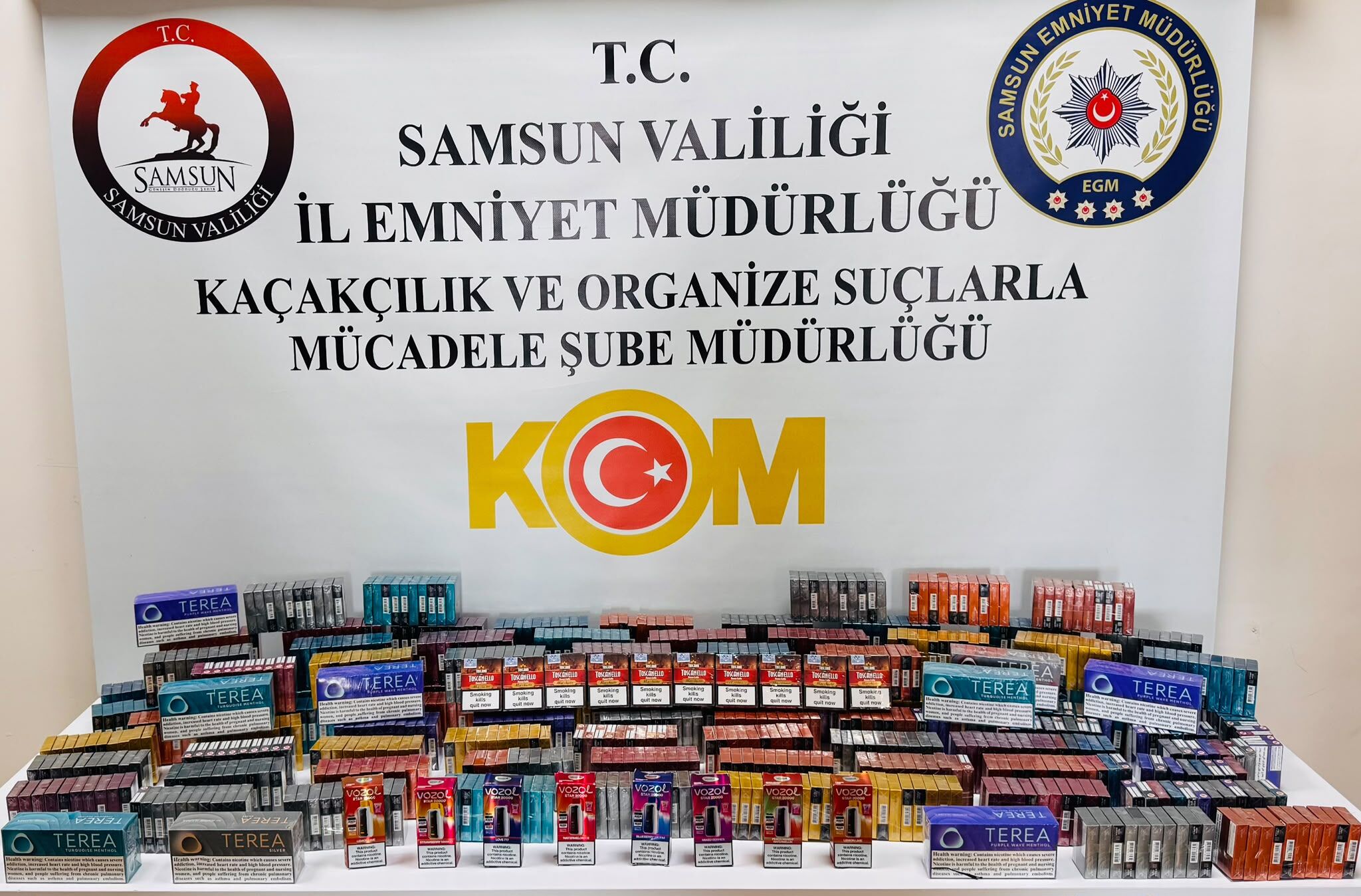 Samsun'da polis ekiplerinden kaçak tütün baskını!