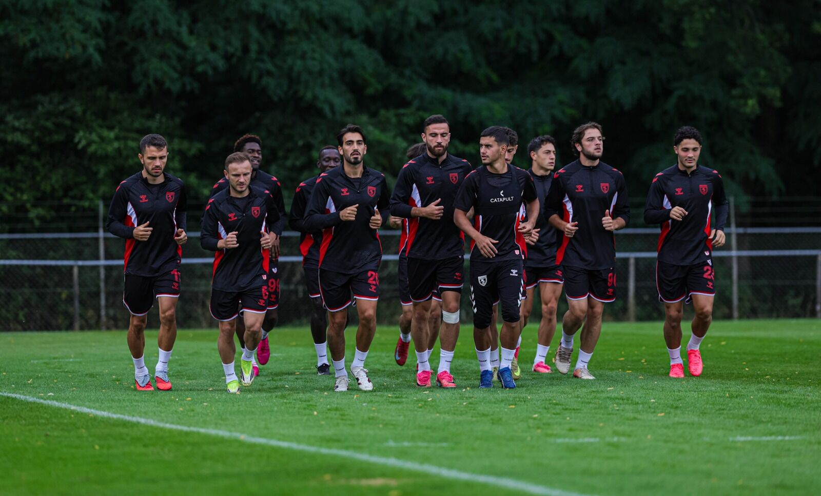 samsunspor haber Samsunspor'da tempo düşmüyor! Hollanda'da yoğun mesai