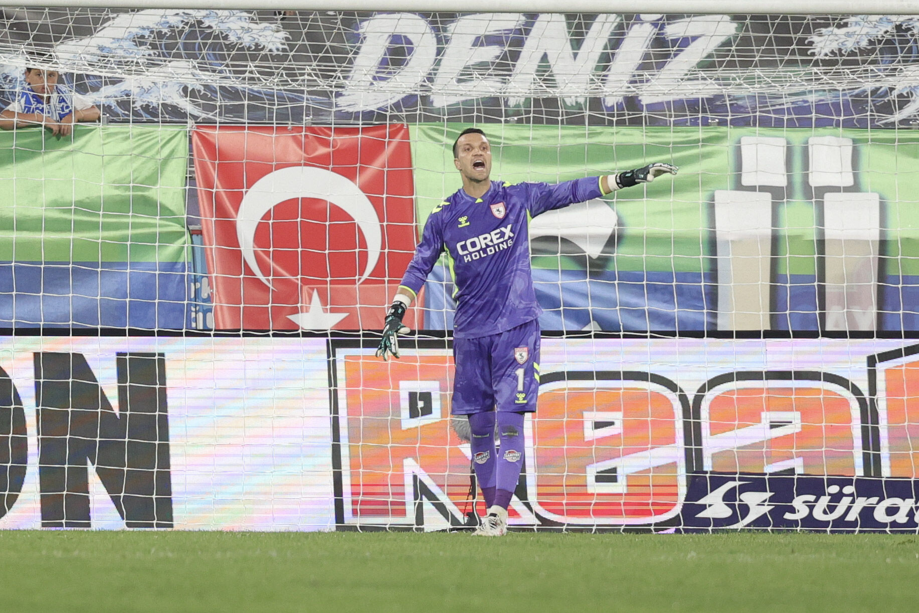 samsunspor haber Samsunspor Rize deplasmanını 2 golle geçti!