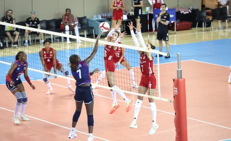 Filenin Sultanları Fransa'yı 3-1 mağlup etti
