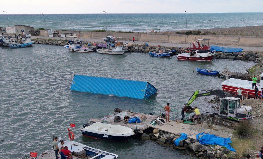 samsun haber: Samsun açıklarında gizemli konteyner! Jandarma açınca ortaya çıktı