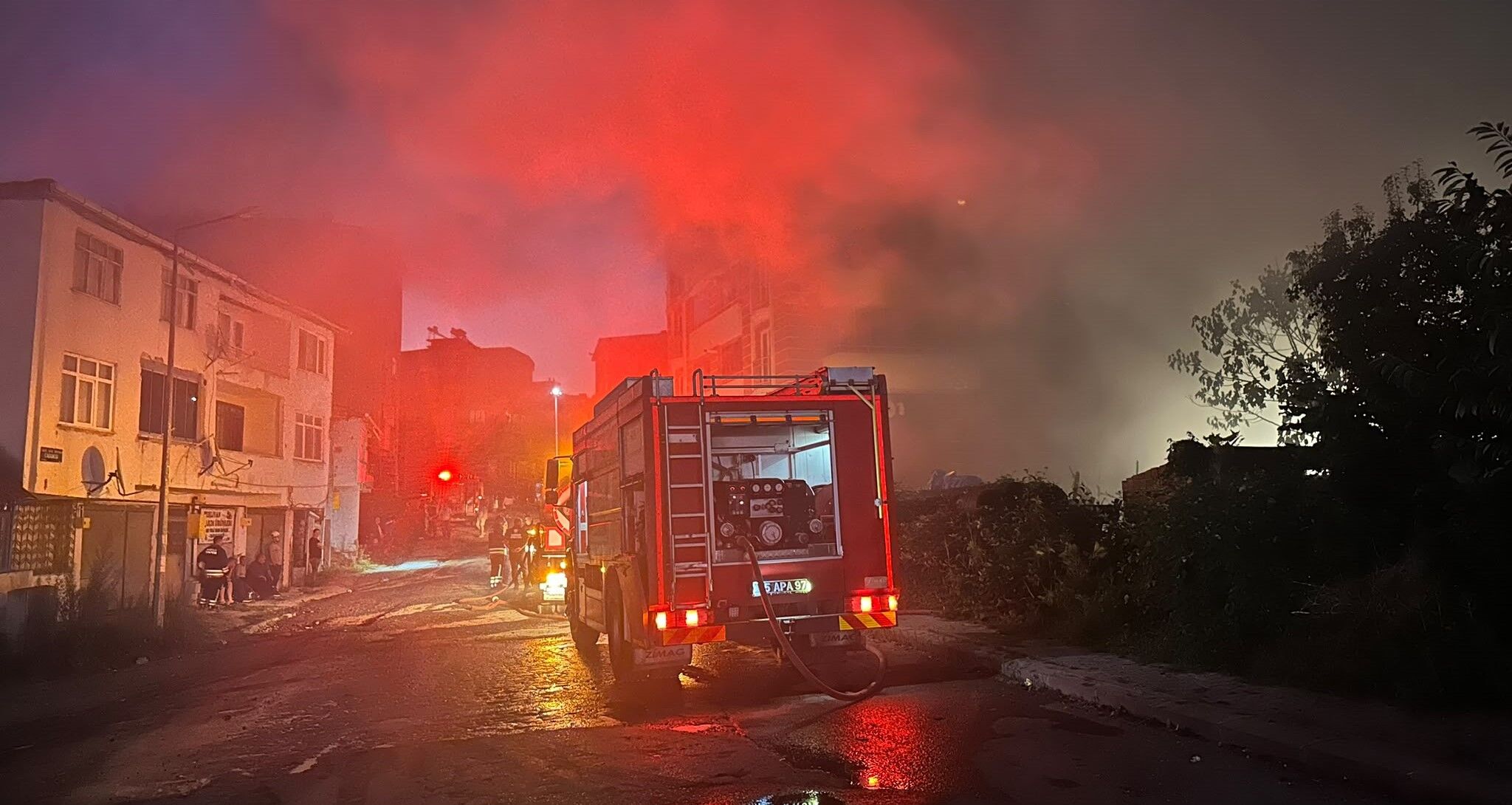 Samsun Haber: Samsun'da korku dolu 4 saat! Depo alev alev yandı