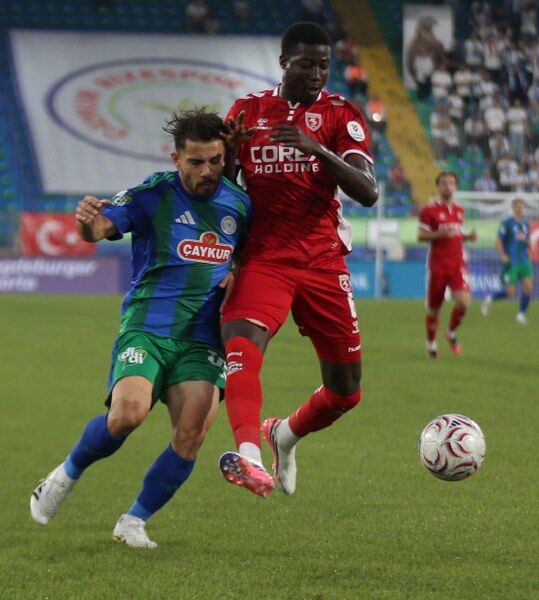 Rize'de ilk yarı Samsunspor'un! 0-1