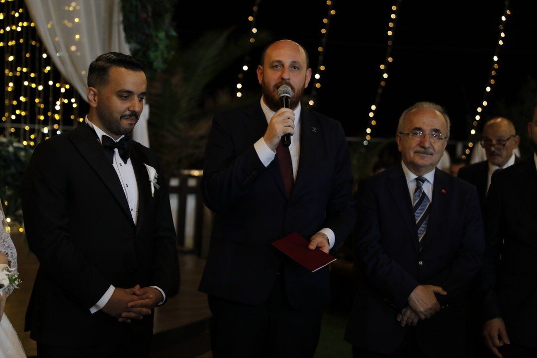 Samsun'da görkemli nikah! Ahmet Efe Şişman ile Hilal Kayhan dünyaevine girdi 