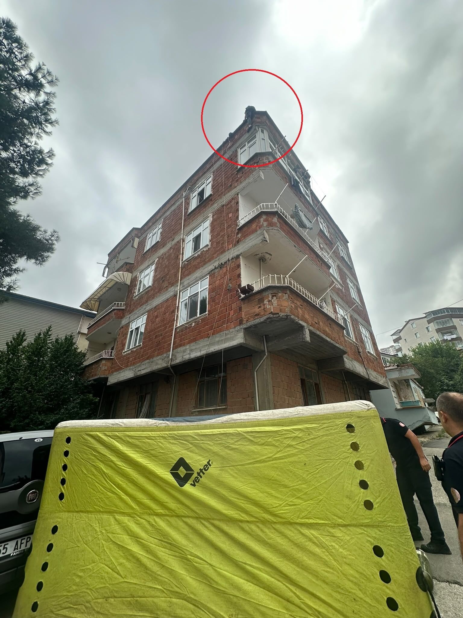Samsun'da 4 katlı binada korku dolu anlar! Ekipler seferber oldu