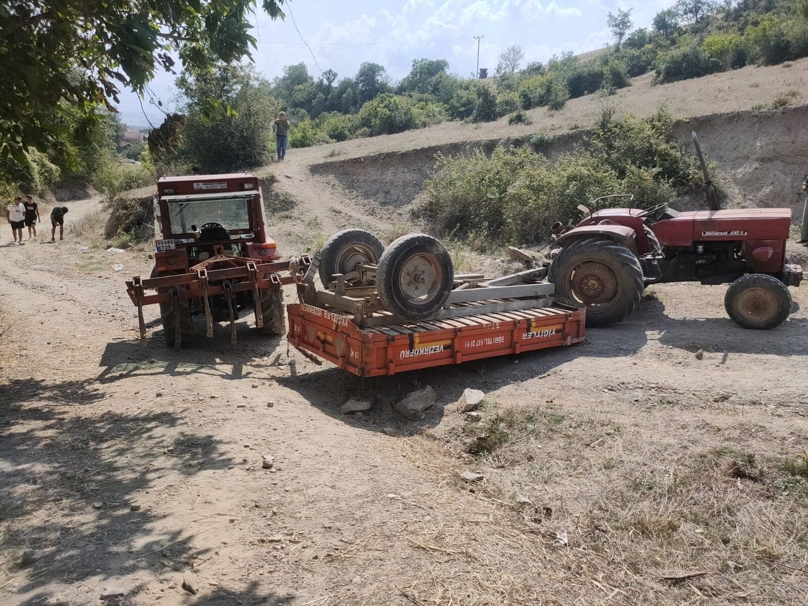 Samsun Haber: Samsun'da ölümlü kaza! Traktör devrildi 1 ölü 7 yaralı