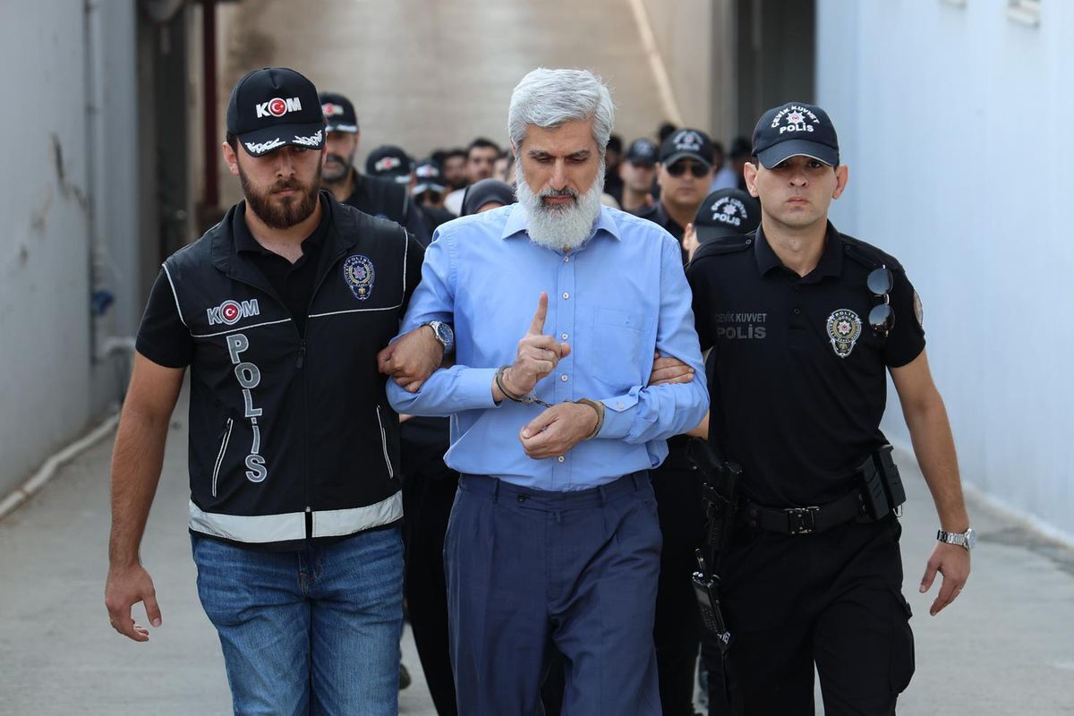 Alparslan Kuytul Ve Esi Semra Kuytulun Da 20167703 6364 Amp