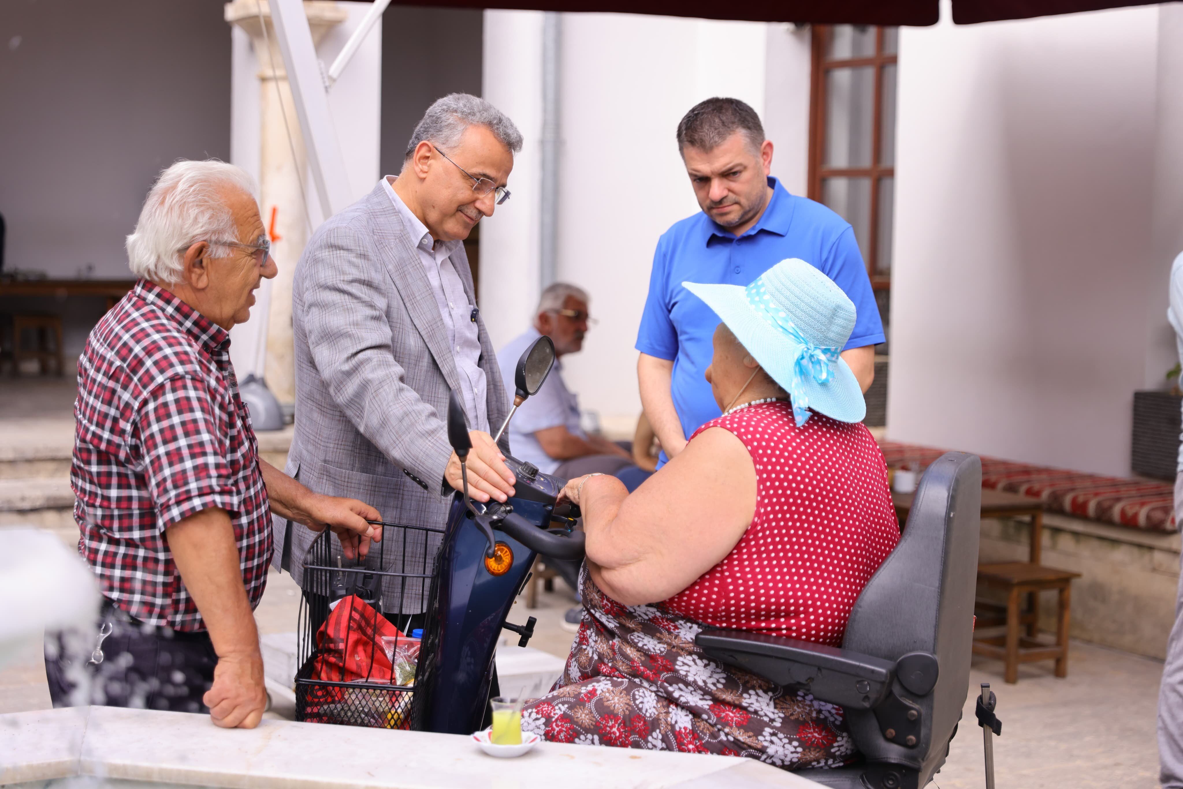 Samsun Haber: Başkan İhsan Kurnaz’dan Saathane’de esnaf ziyareti