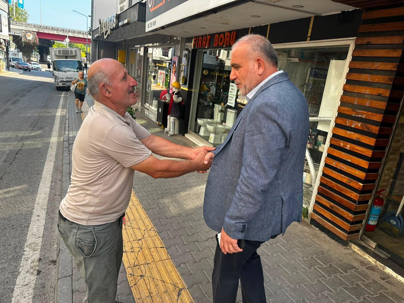 Samsun Haber. Başkan Sandıkçı esnaf ve vatandaşlarla bir araya geldi