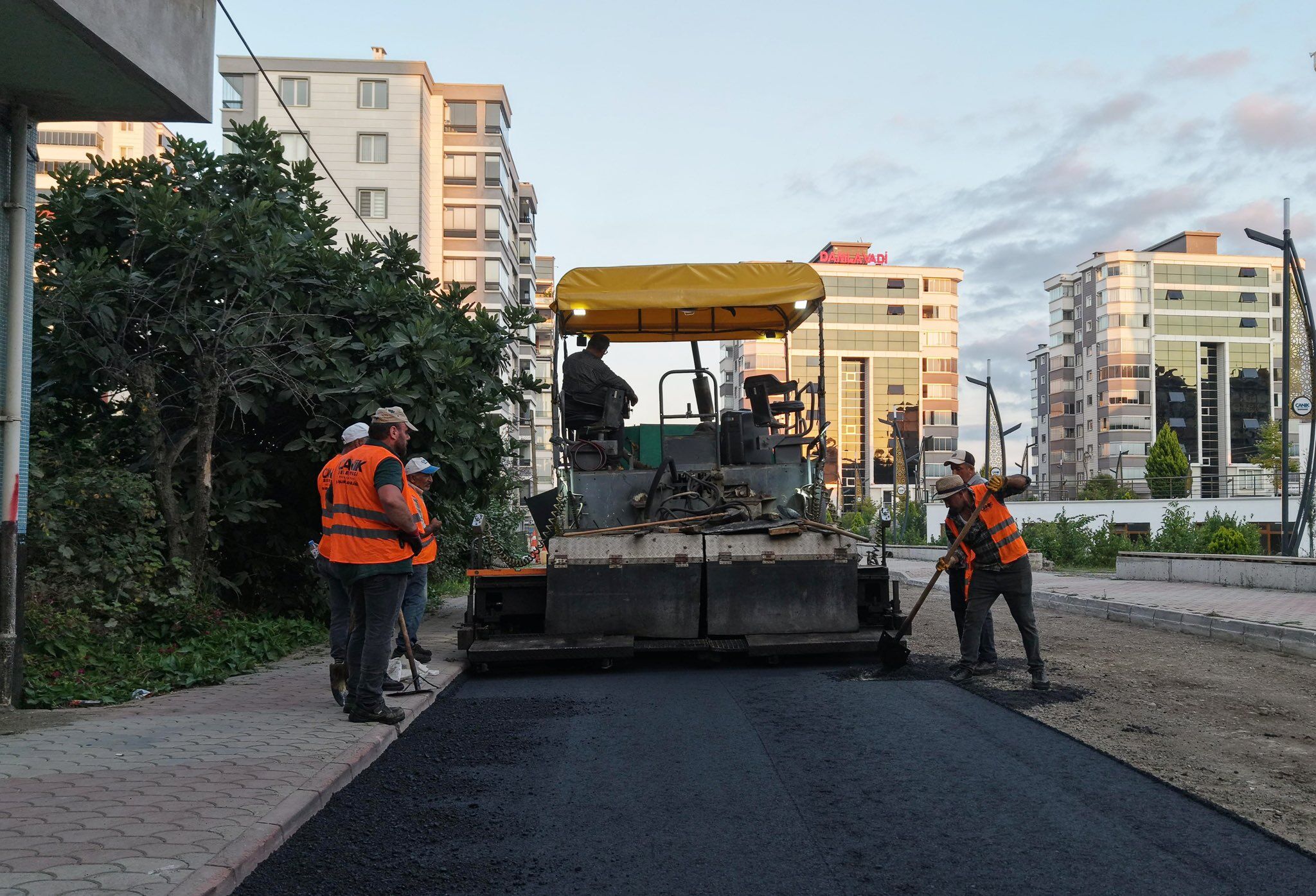 Samsun Haber: Canik’te asfalt çalışmaları sürüyor!