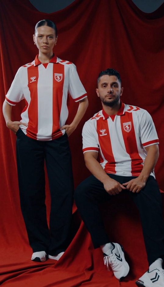 Samsunspor'un çubuklu forması ön satışta!