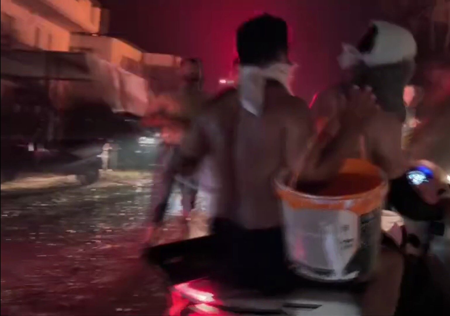 Fethiye’de alevler evlere ulaştı! Tahliye başladı