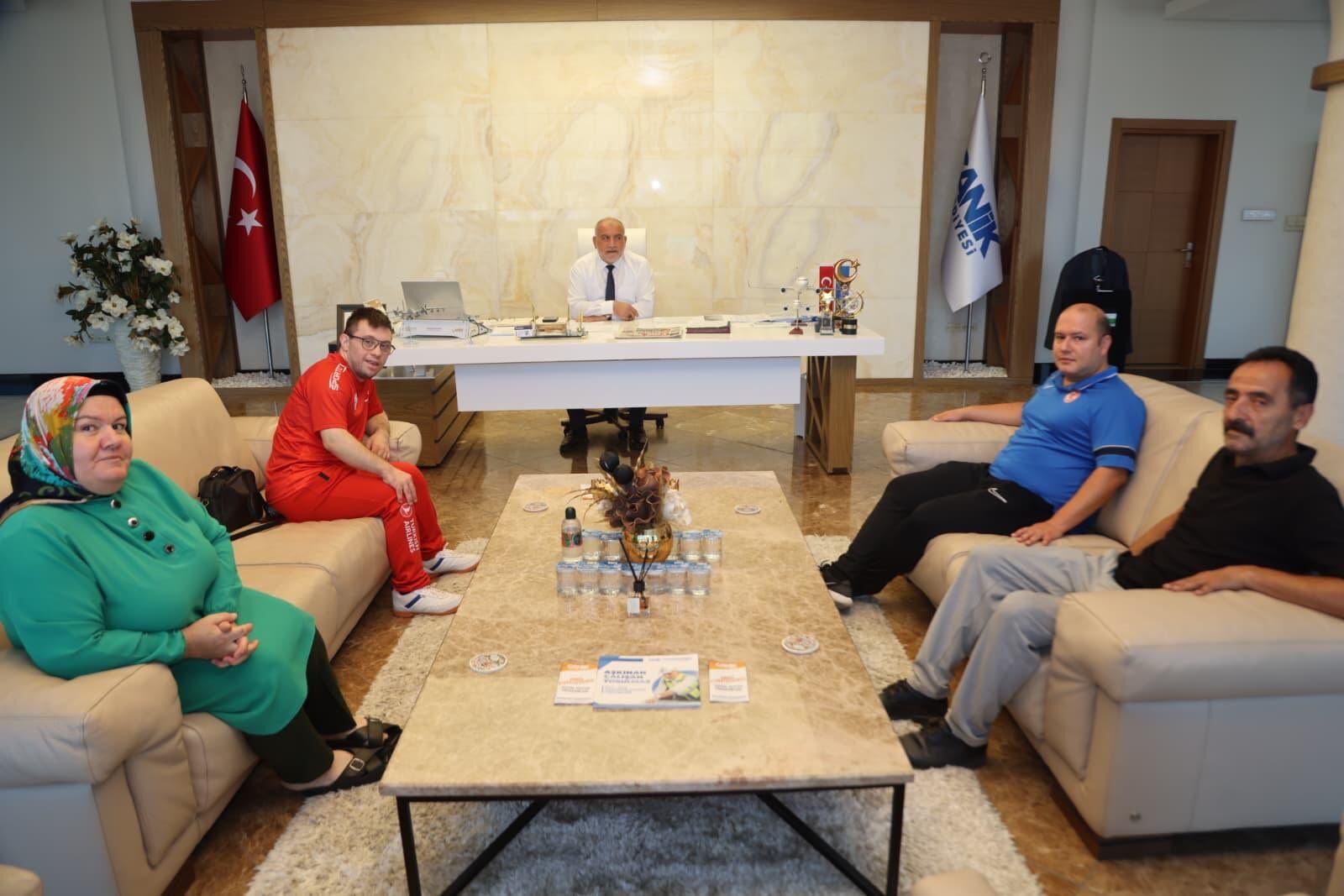 SAMSUN HABER: Dünya Şampiyonası'nda Canik rüzgarı