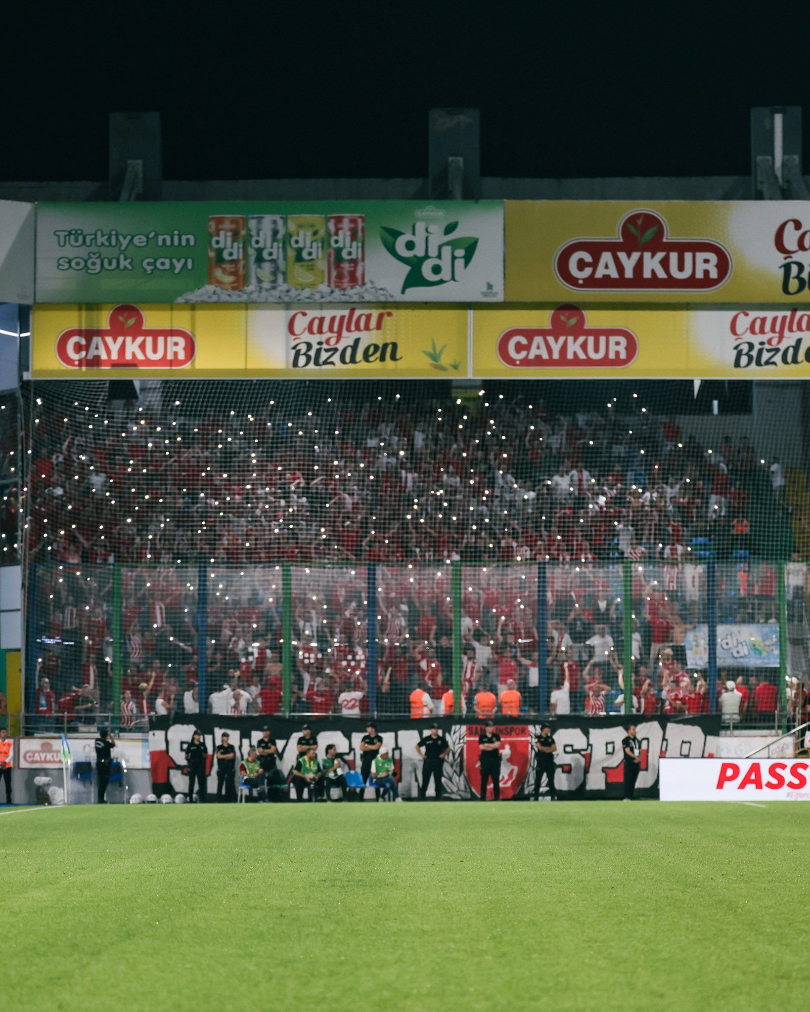 samsunspor haber : Takımlarını yalnız bırakmadılar! Rize'de Samsunspor coşkusu