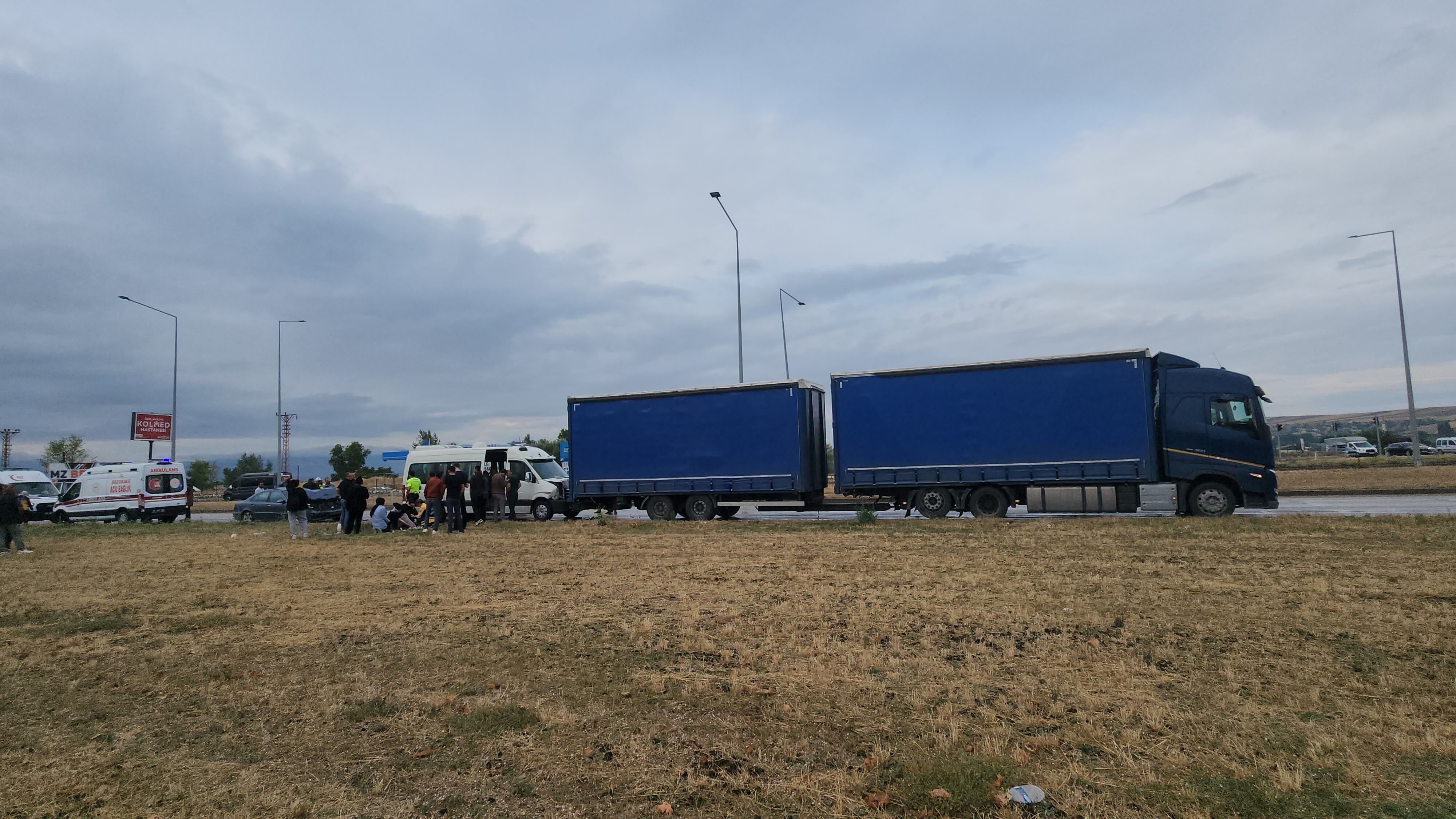 Samsun Haber: Samsun yolunda ıslak zemin zincirleme kazayı getirdi! 11 yaralı