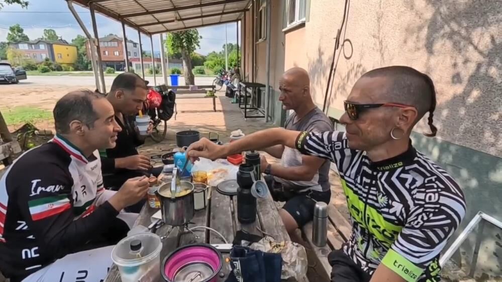 Samsun Haber. Kilometrelerce pedal çevirdiler! Samsun'a hayran kaldılar
