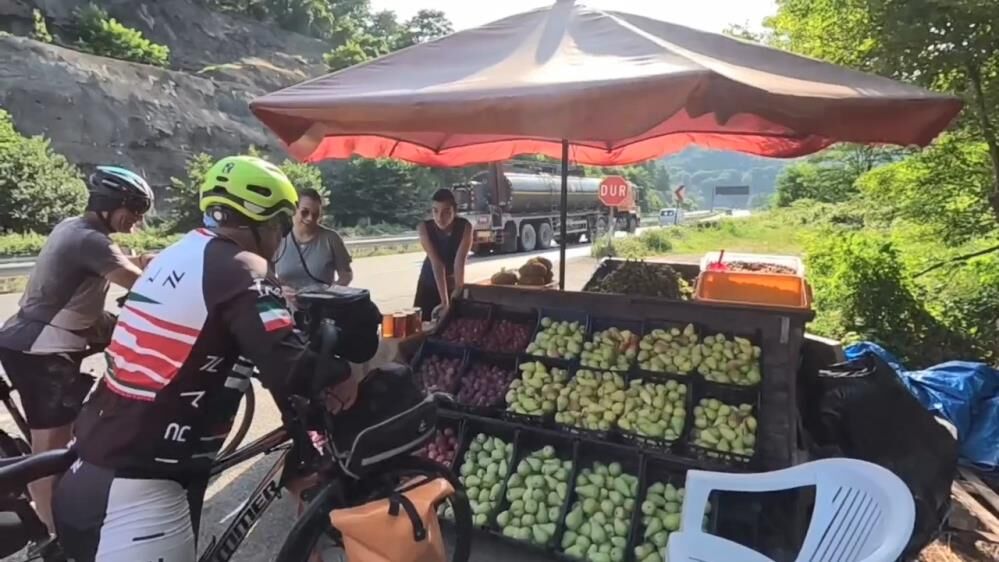 Samsun Haber. Kilometrelerce pedal çevirdiler! Samsun'a hayran kaldılar