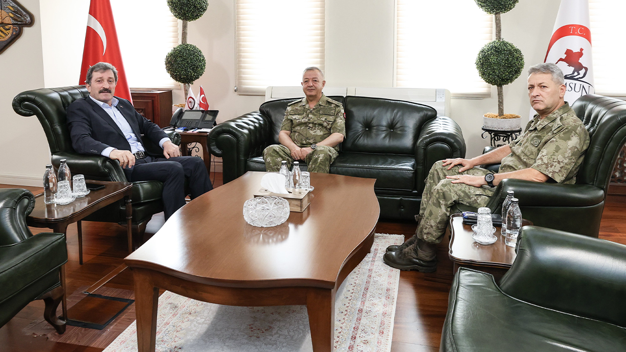 Samsun Haber: Samsun Garnizon Komutanı Fethi Oltulu’dan Vali Tavlı’ya ziyaret