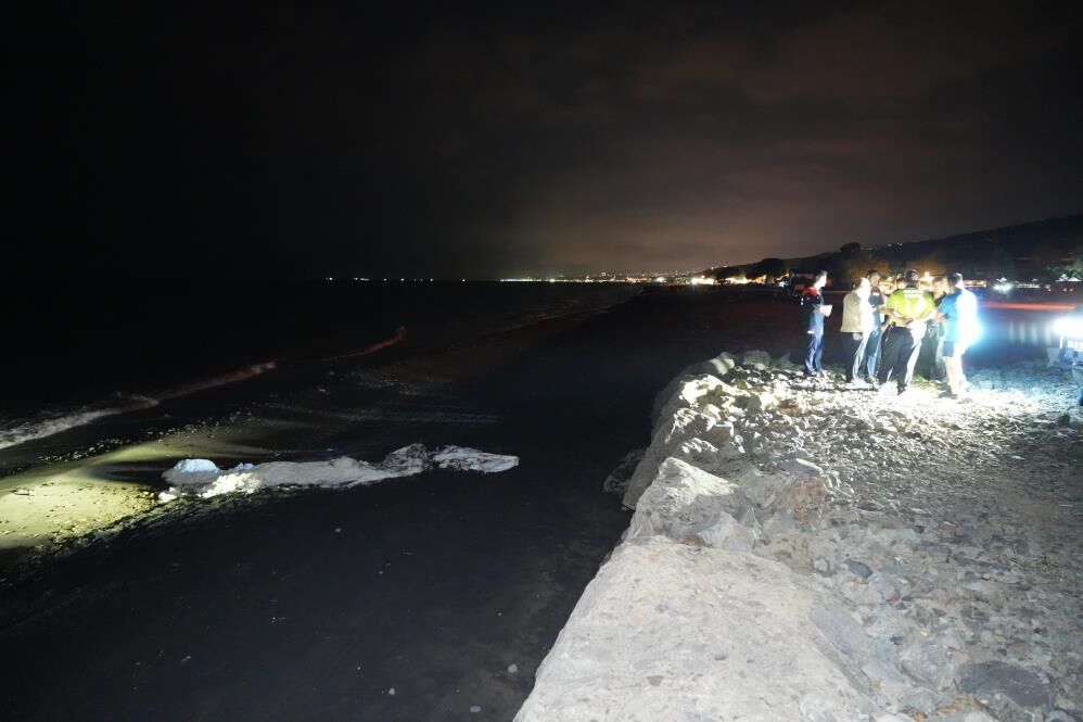 Samsun Haber: Samsun kıyılarında ne olduğu bilinmeyen madde! Ekipler alarma geçti