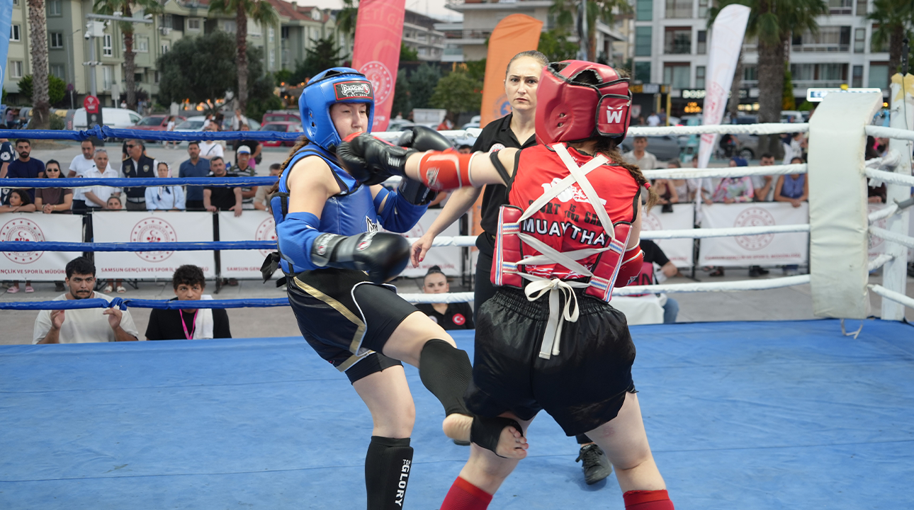 Samsun’da 12 ilden 350 sporcu Muay Thai için buluştu