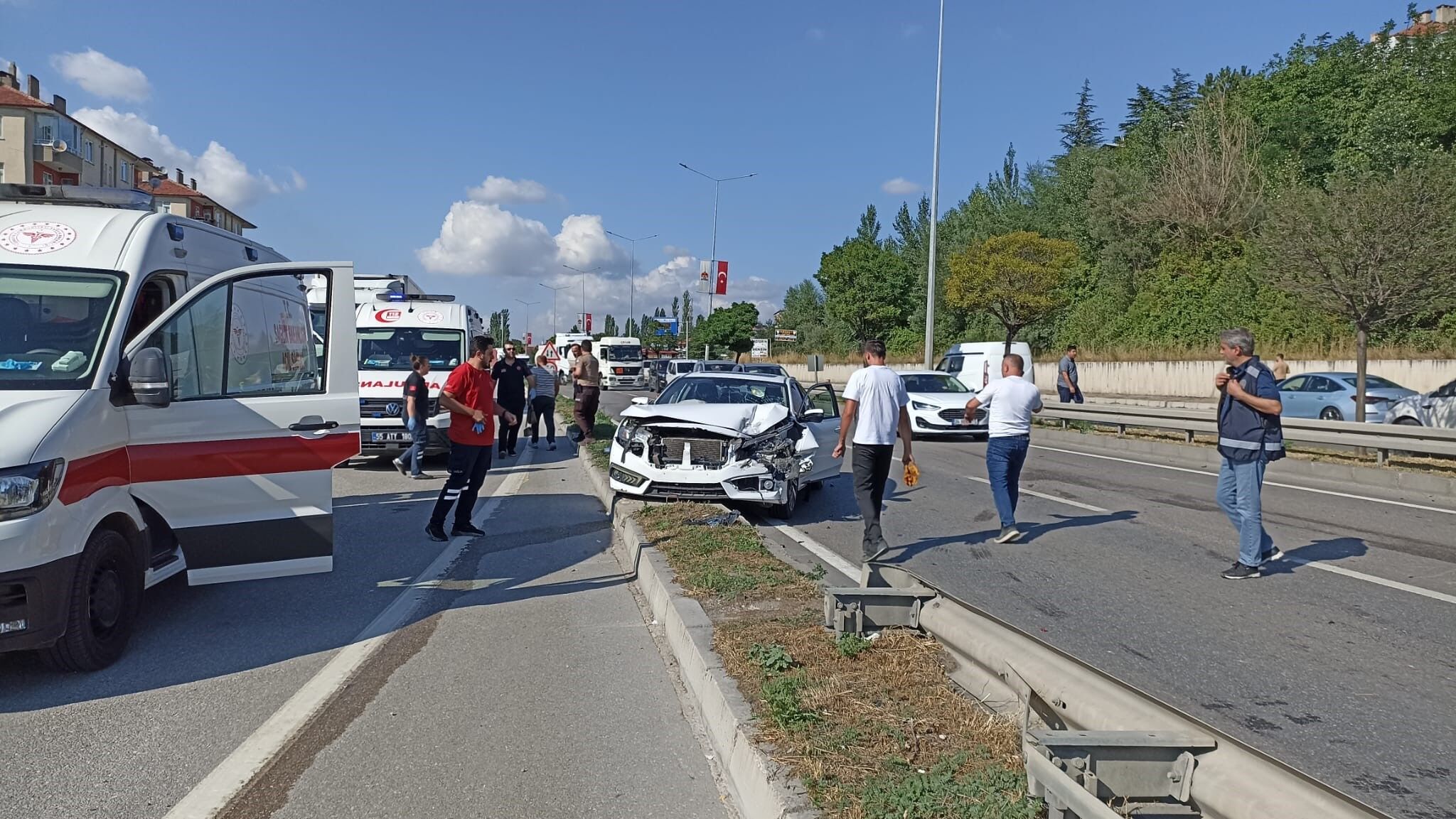 Samsun Haber: Samsun'da 3 araç zincirleme kazaya karıştı! Yaralılar var