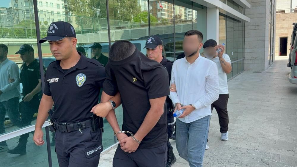 Samsun Haber. Samsun polisinden peş peşe operasyon! 4 şüpheli adliyeye sevk edildi