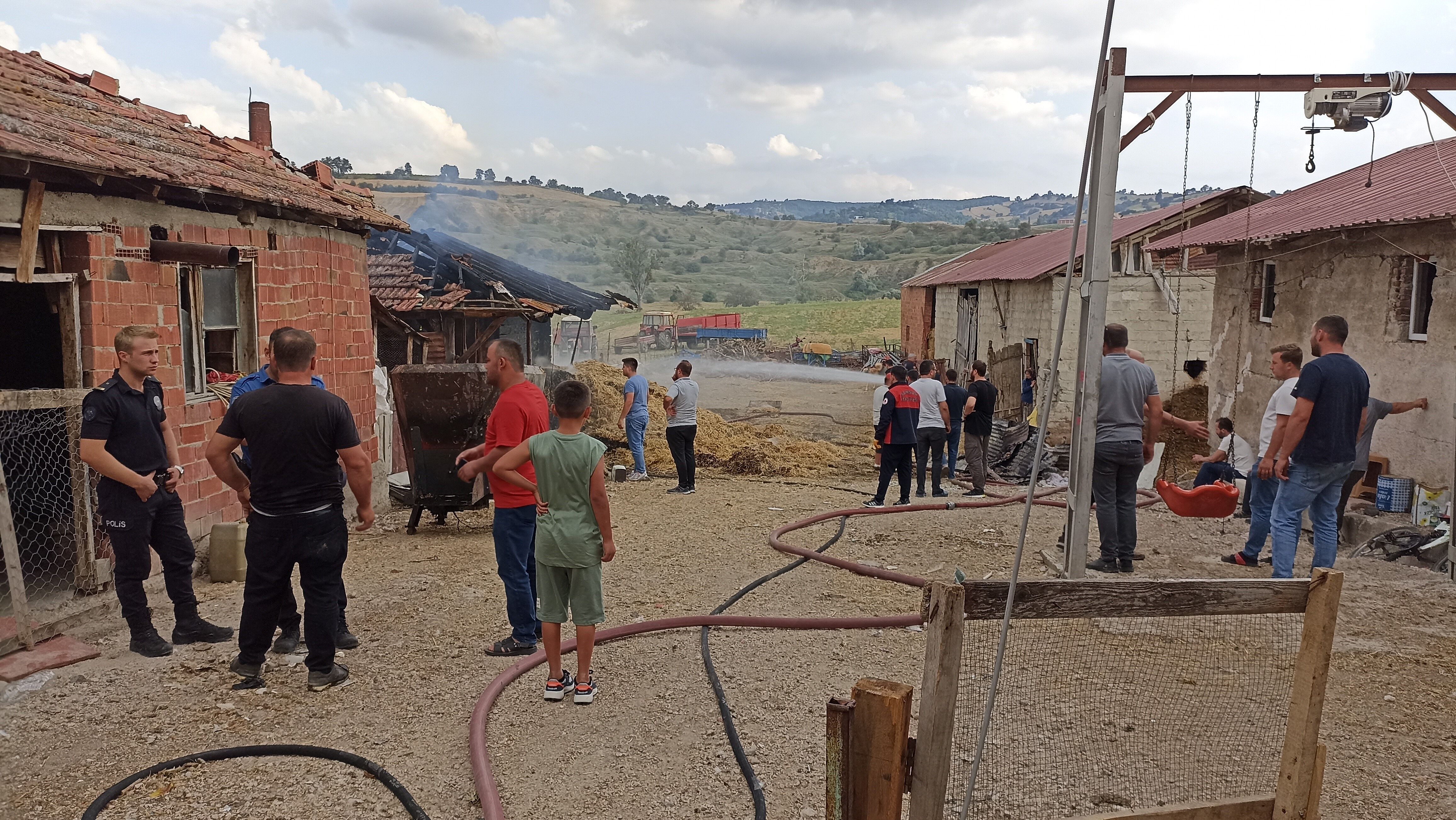 Samsun Haber: Samsun’da ambar küle döndü! 7 ton buğday yandı