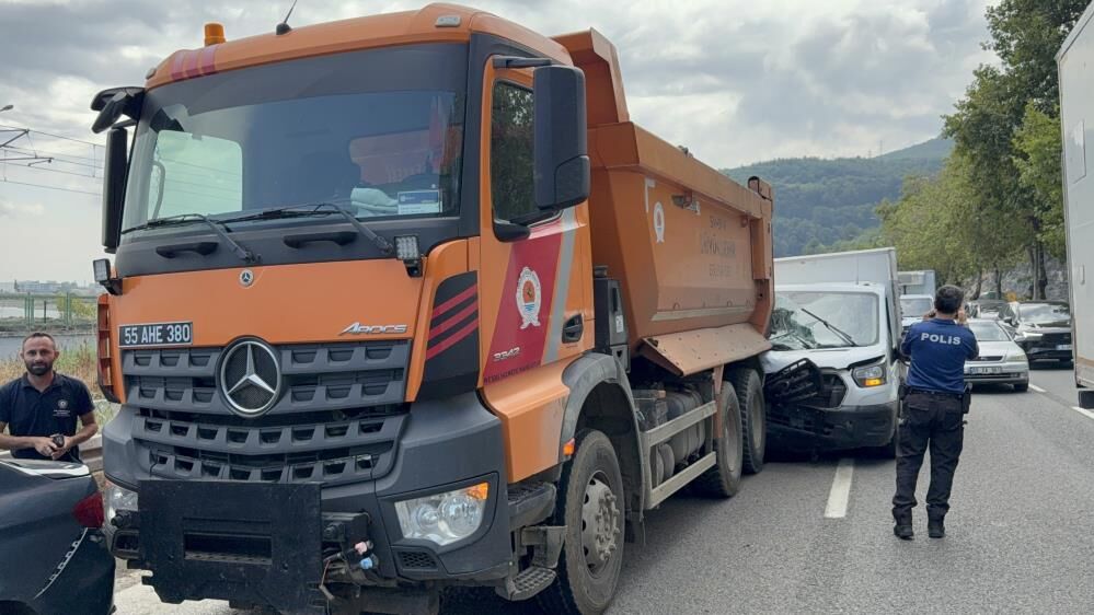 Samsun Haber: Samsun'da korkutan kaza! Kamyonete arkadan çarptı