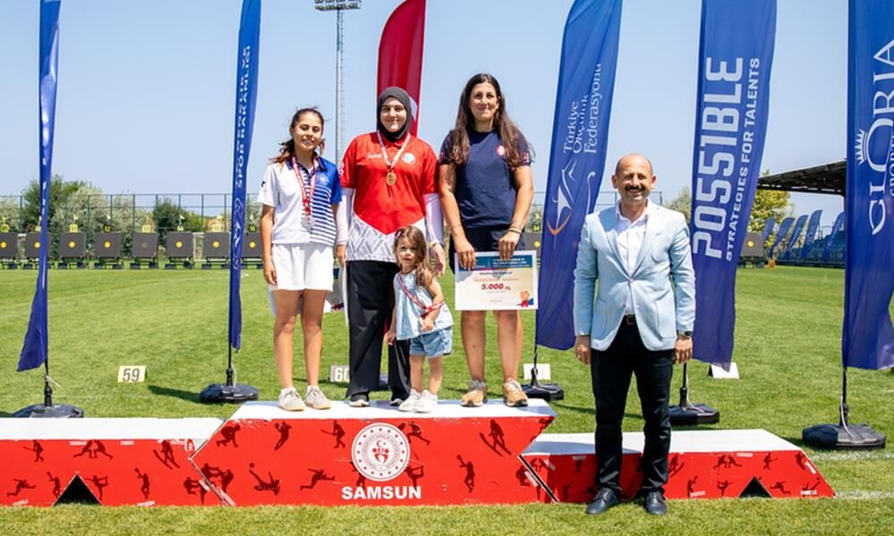 Samsun'da oklar şampiyonluk için atıldı