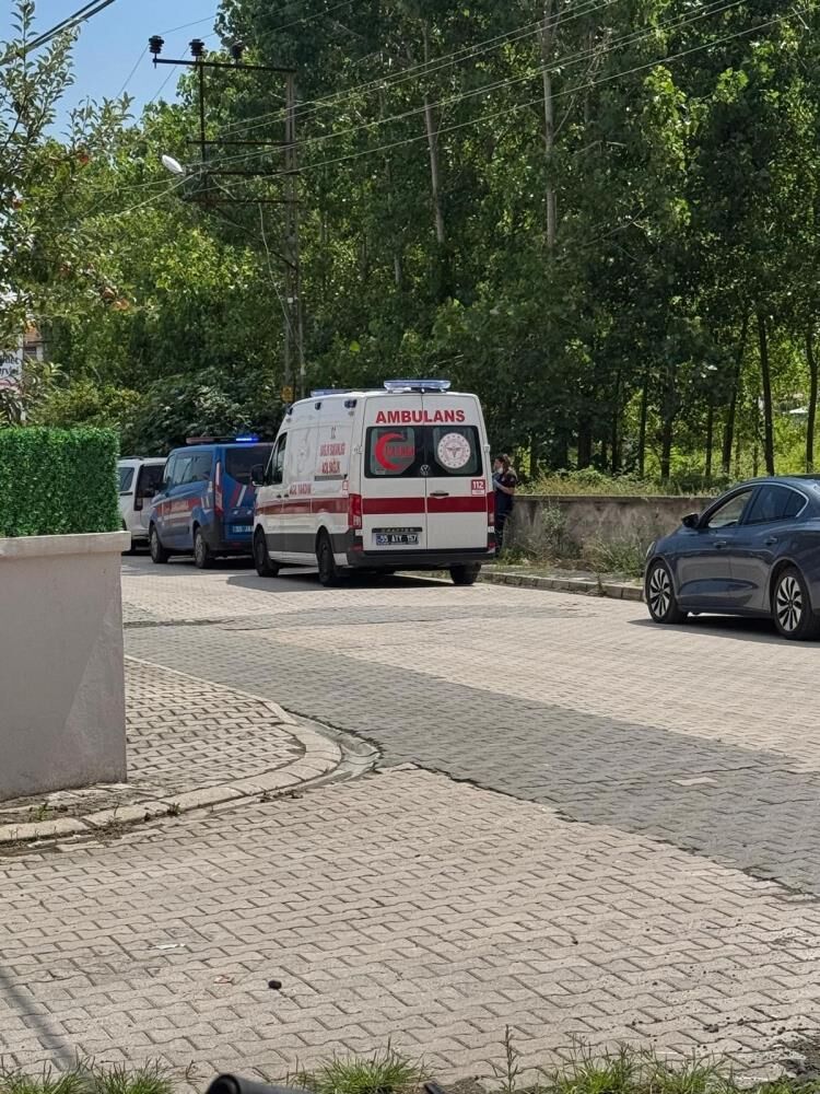 Samsun Haber. Samsun'da şüpheli ölüm! Evinde ölü bulundu