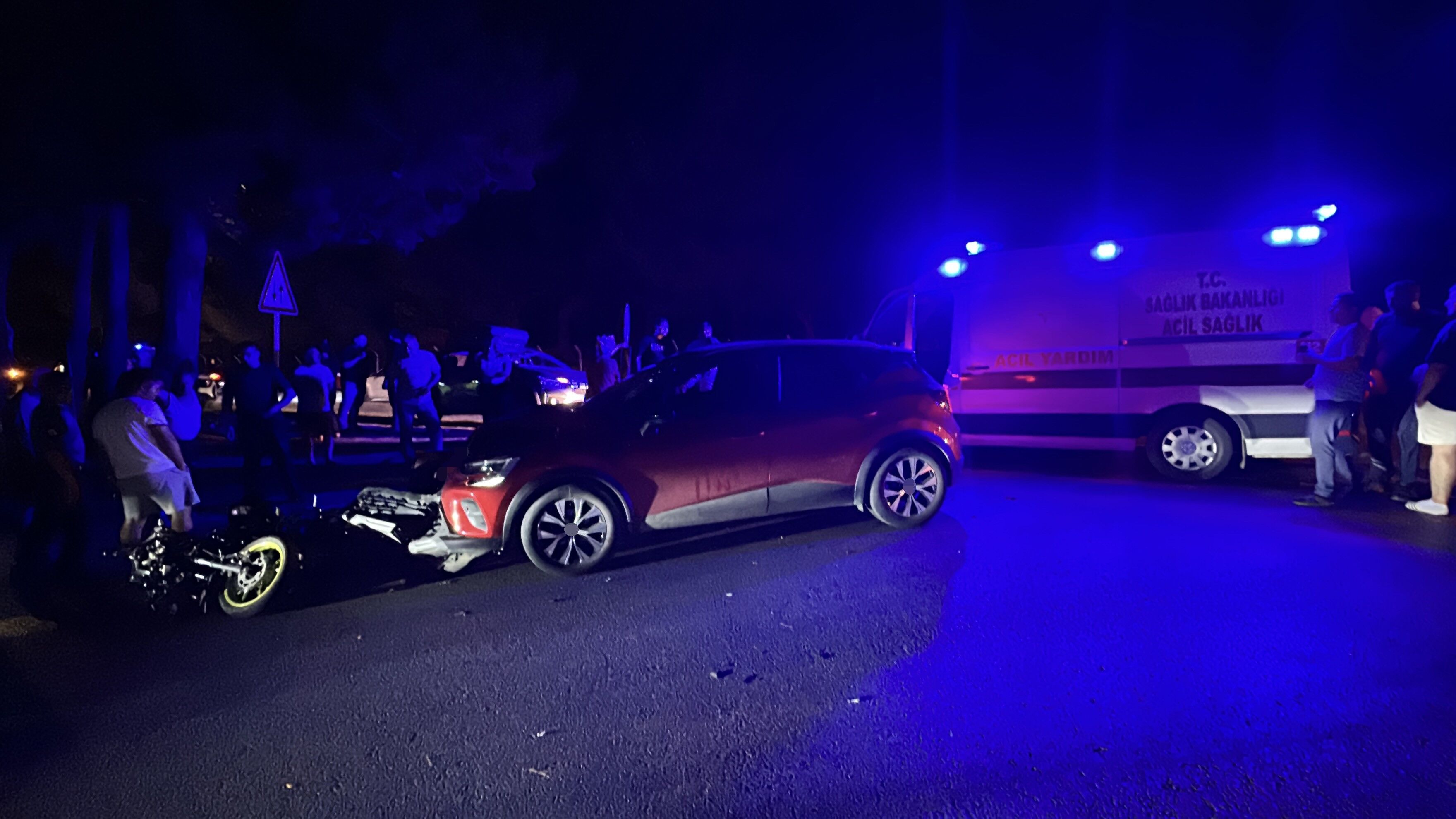 Samsun Haber. Samsun’da SUV araba ile motosiklet kafa kafaya çarpıştı!