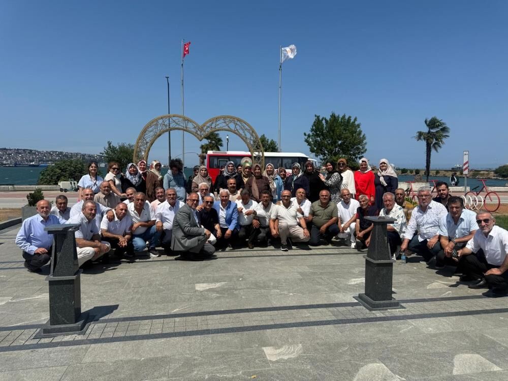 Samsun Haber. Samsun'da yürekleri ısıtan buluşma! 41 yıllık vefa örneği