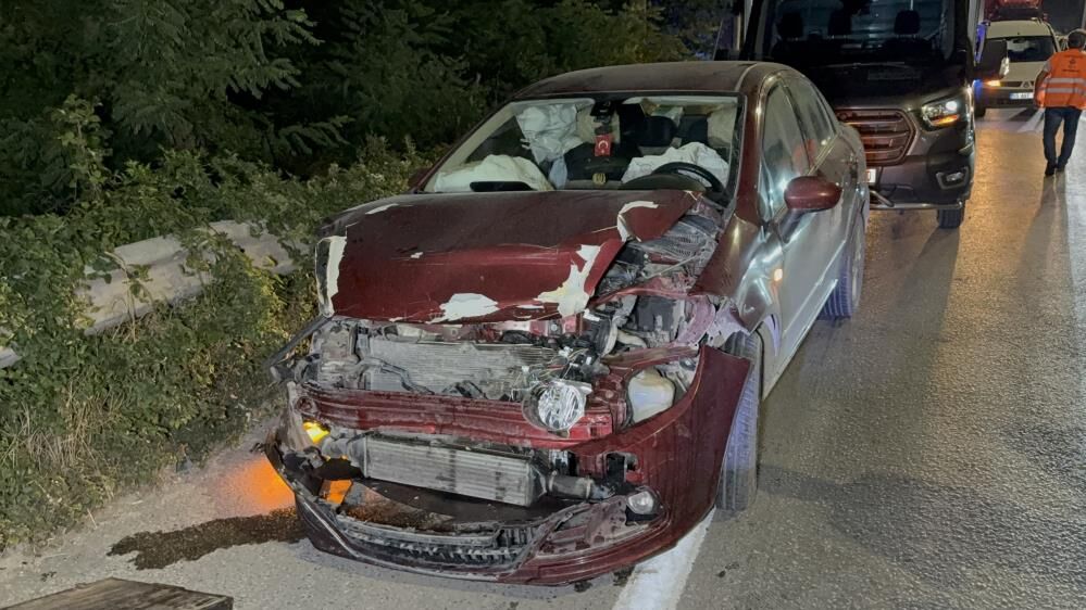 Samsun Haber. Samsun'da zincirleme kaza! 4 araç birbirine girdi