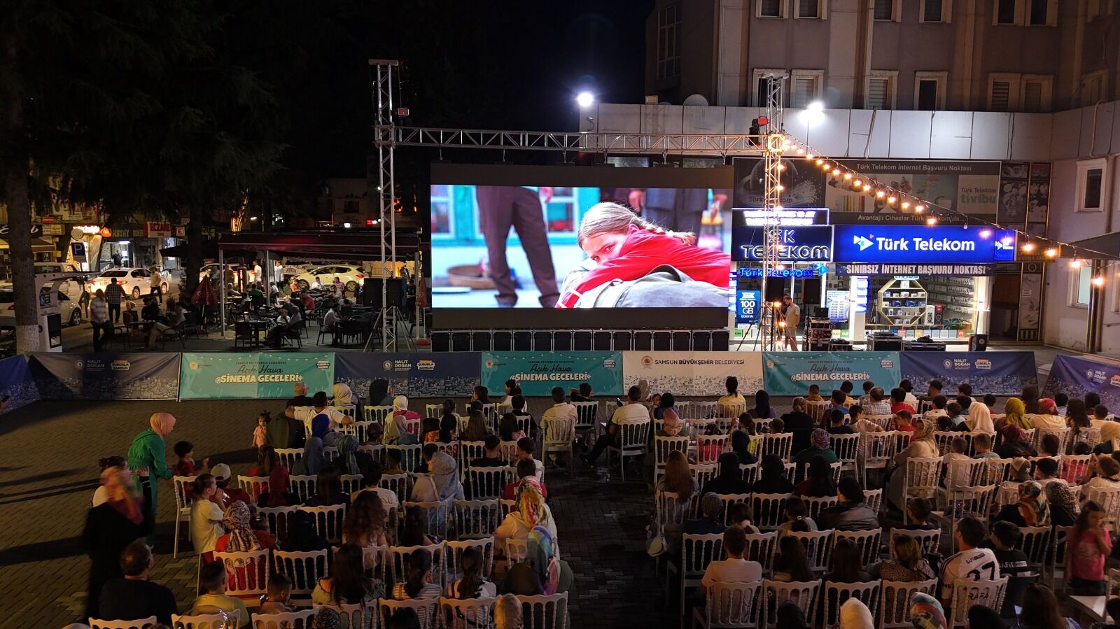 Samsun Haber: Samsunlulara yaz akşamı sürprizi! 17 ilçede ücretsiz sinema keyfi